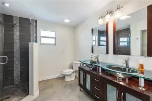 Cleveland House facility photo 4