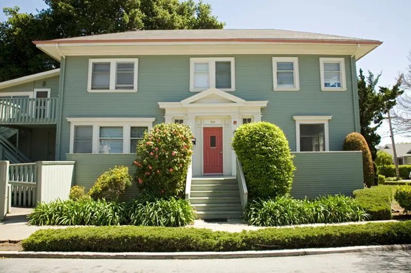 Women's Recovery Association - Elms House facility