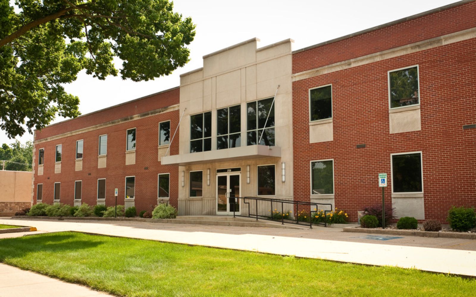 Covenant Family Solutions Cedar Rapids facility photo 3