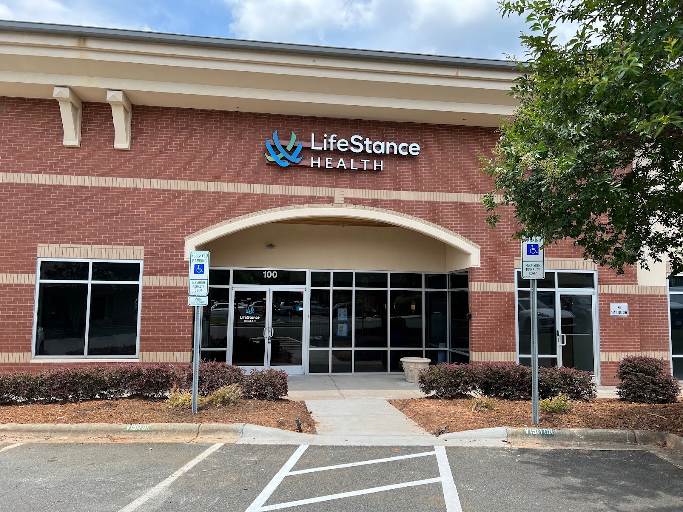 LifeStance Health Matthews facility photo 2