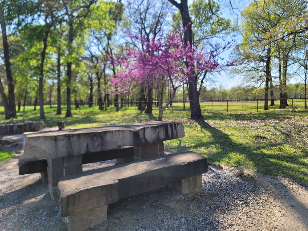 Hidden Oaks facility photo 5