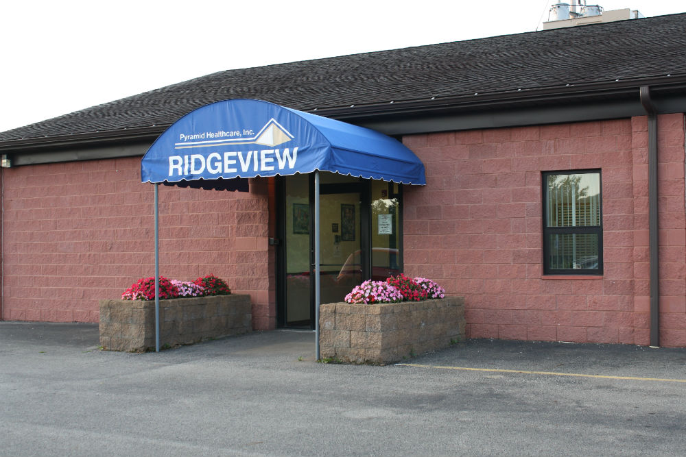 Pyramid Gibsonia Ridgeview Residential facility photo 5