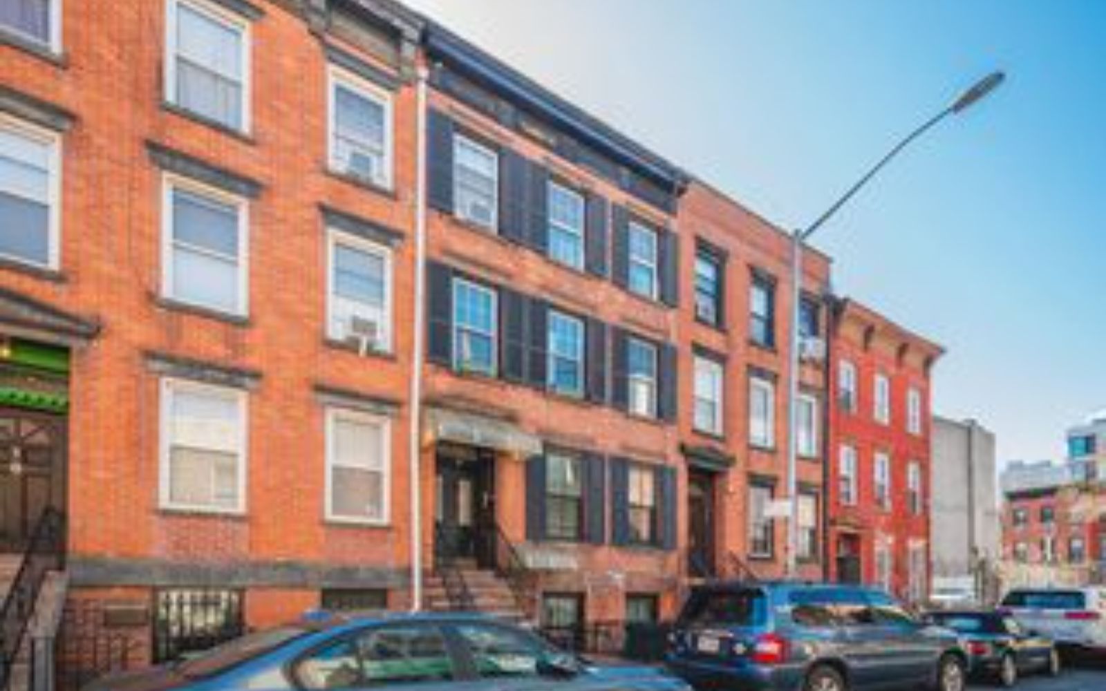 Williamsburg House facility