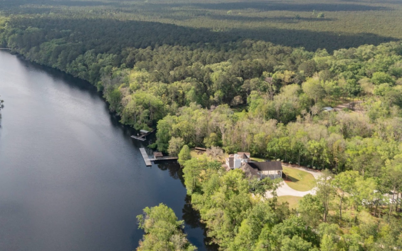 Hammocks On The Edisto facility photo 3