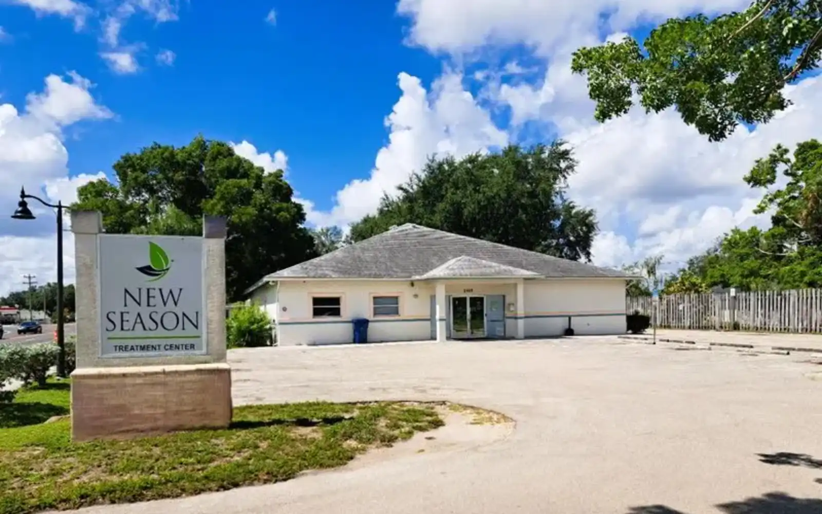 New Season Treatment Center - Lehigh Acres facility photo 2