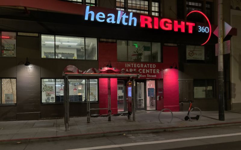 HealthRIGHT 360 Mission facility photo 5