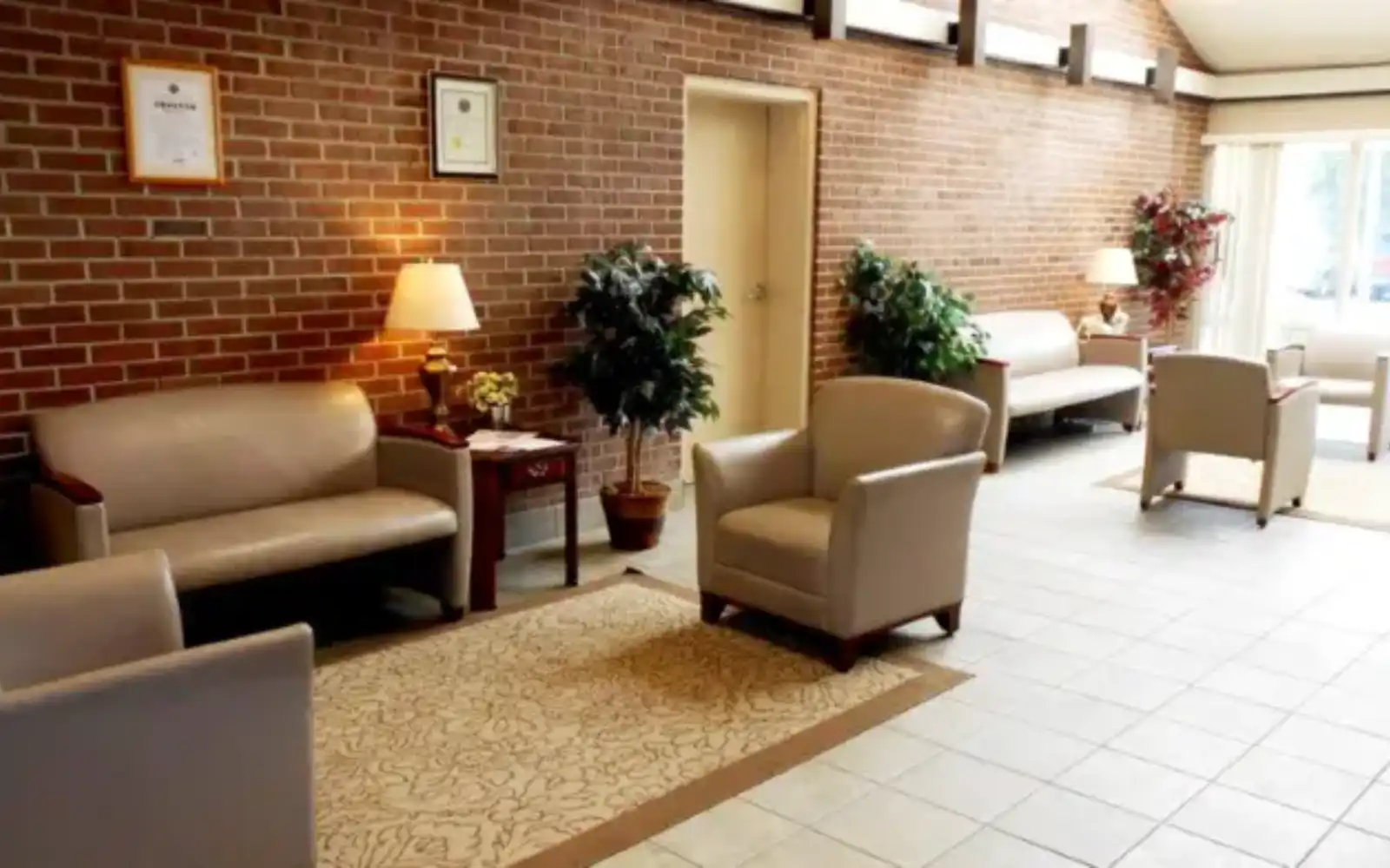 River Oaks Hospital The New Orleans Institute facility