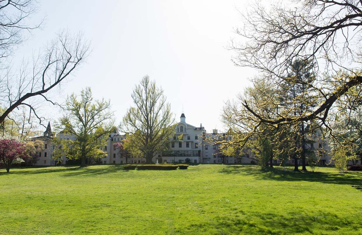 Hartford HealthCare Institute of Living - Main Campus facility
