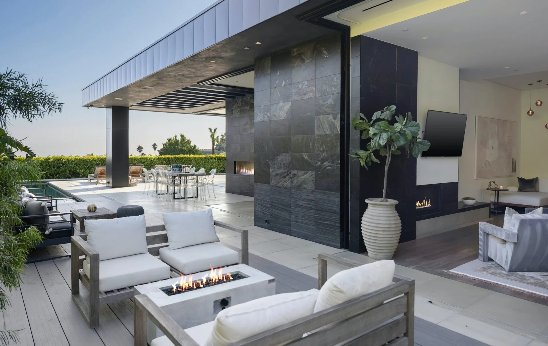Carrara Treatment Los Angeles facility