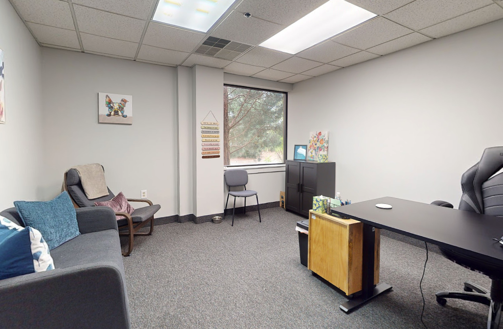 New England Medical Group Milford Aviv facility photo 3