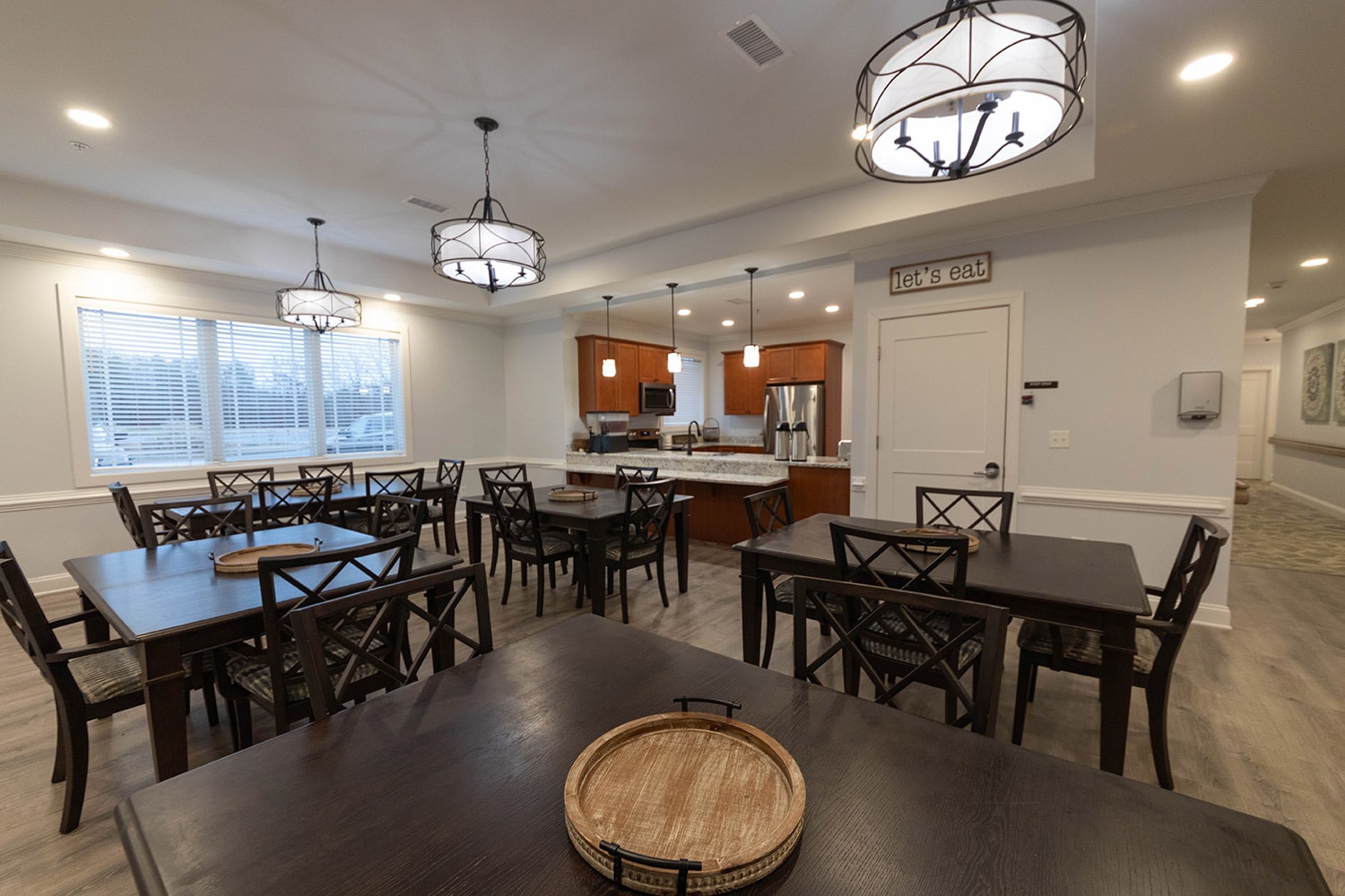 Pasadena Villa - The Grove facility photo 3