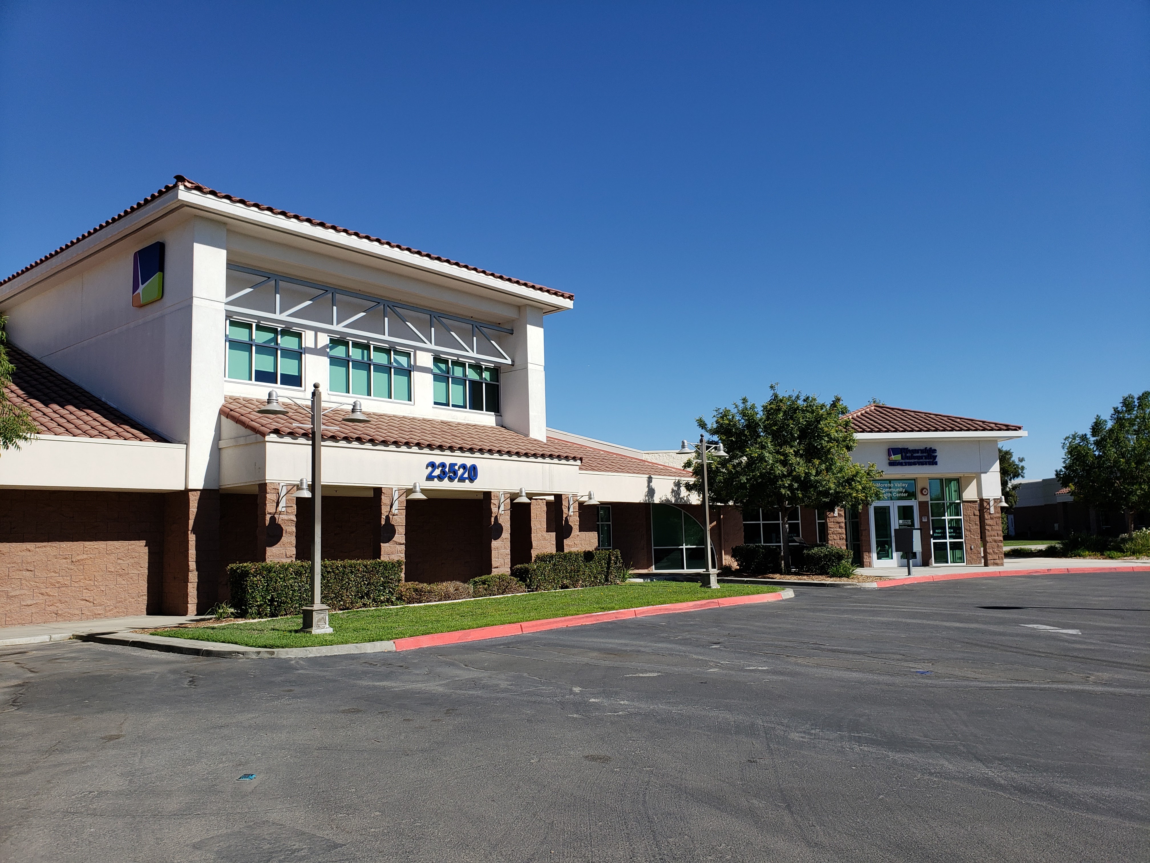 Riverside University - Moreno Valley Community Health: Treatment Options,  Amenities & Photos (Moreno Valley, California)