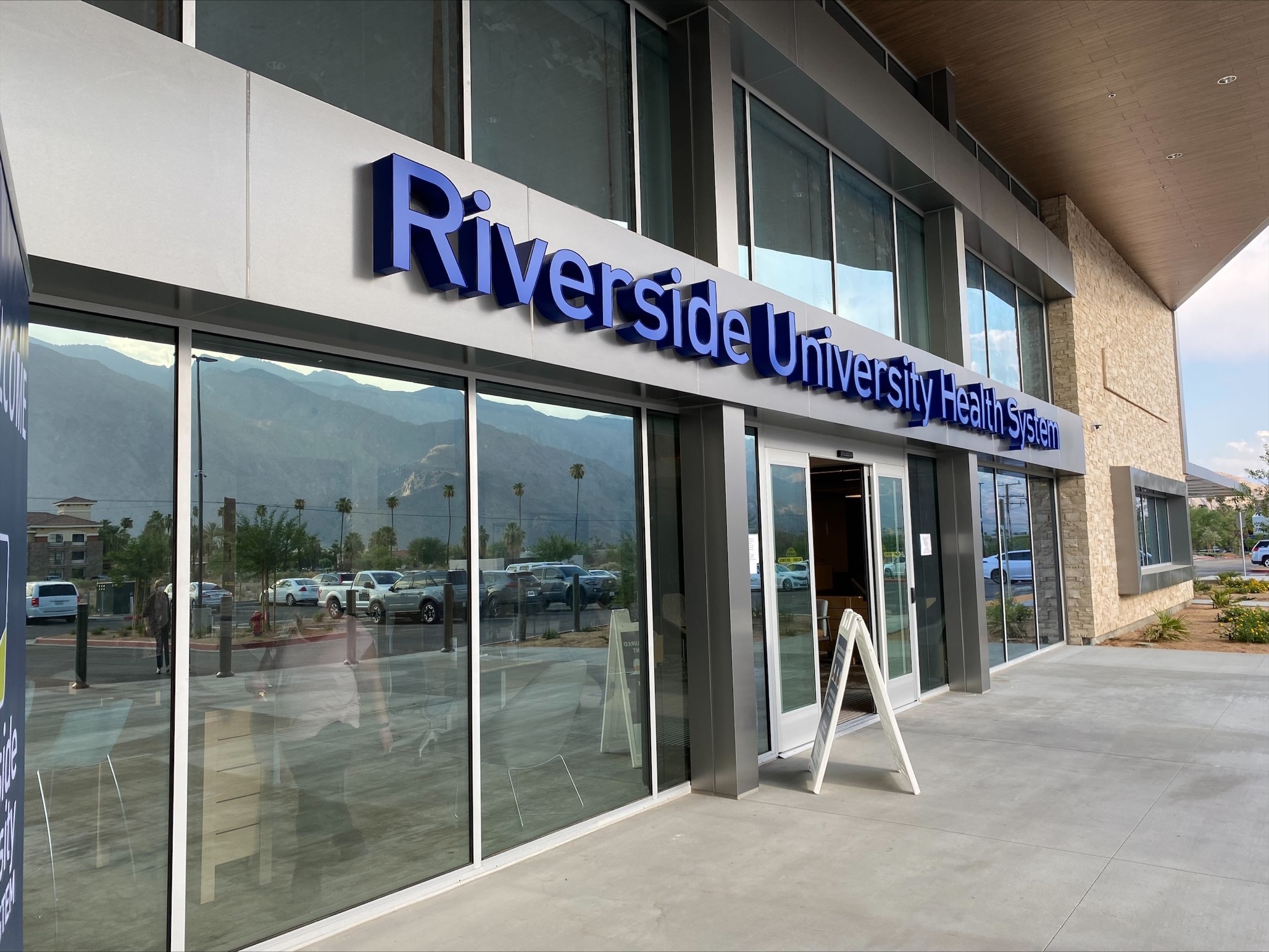 Riverside University - Palm Springs Family Care facility
