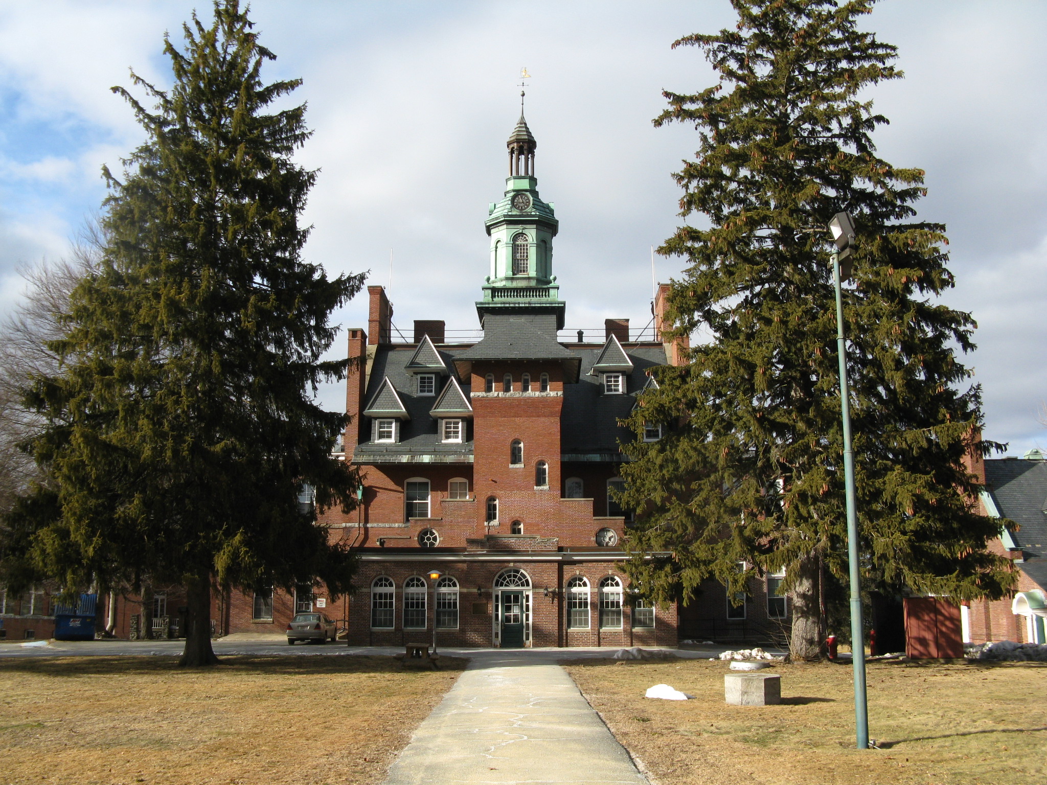 Lahey Health Behavioral Services Tewksbury Treatment Center facility