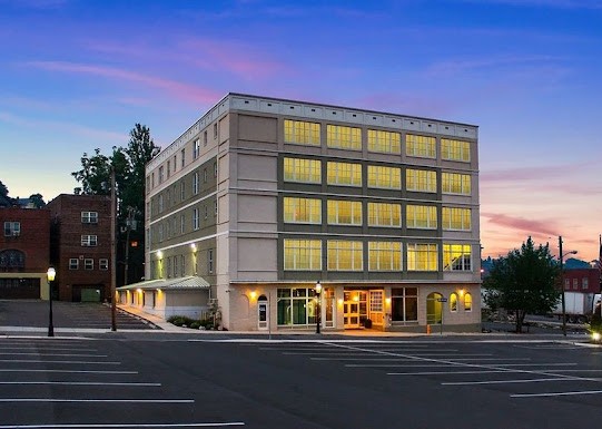 Alternative Drug and Alcohol Counseling (ADAC) facility