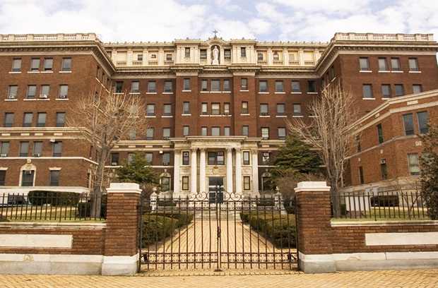 Hospital of the University of Penn Cedar Avenue facility