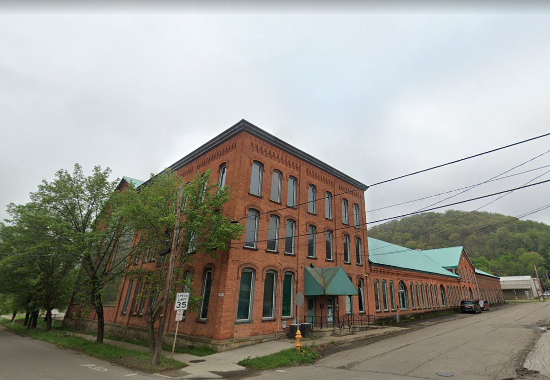 Deerfield Centers for Addictions Trt Warren facility