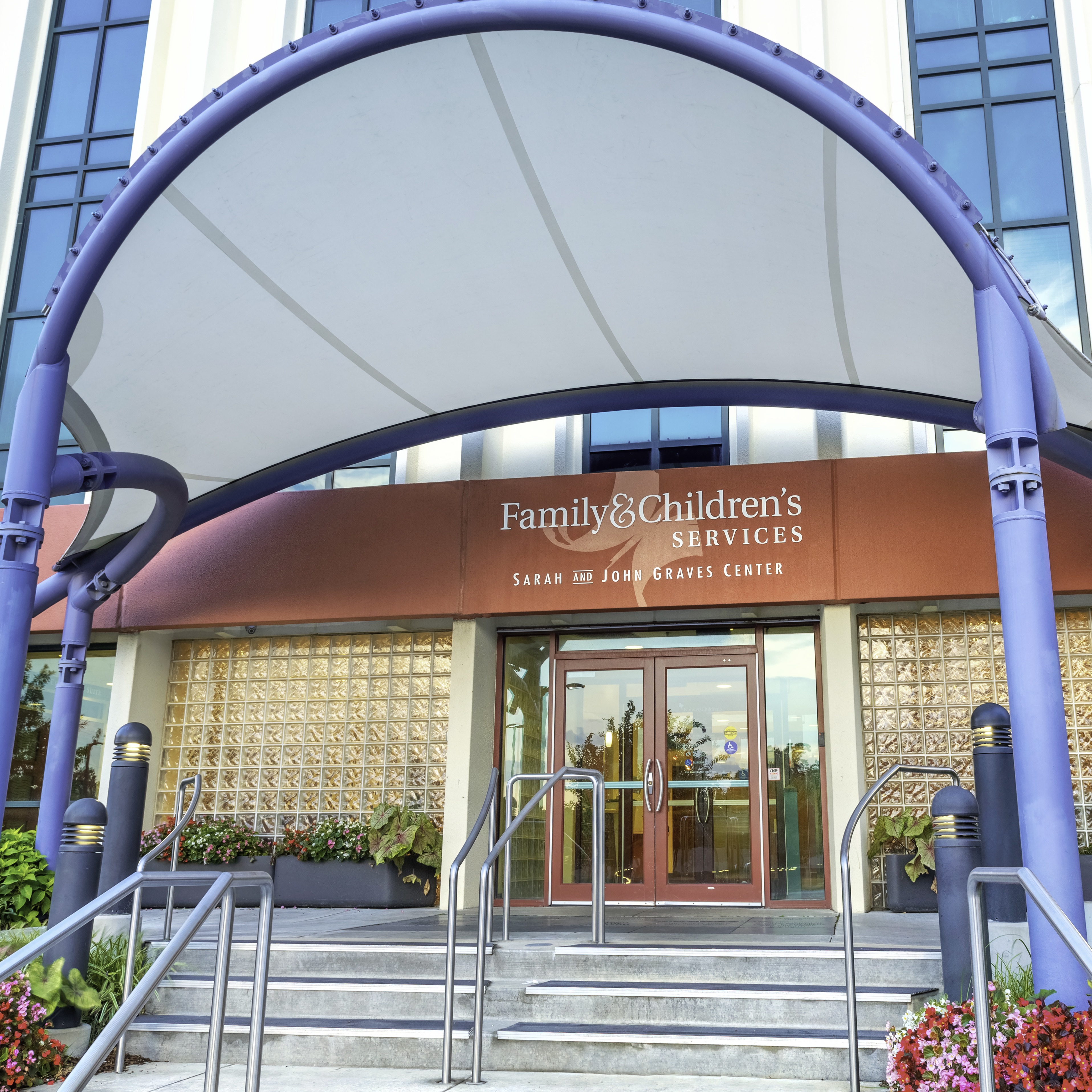 Family and Childrens Services Sarah and John Graves Center facility