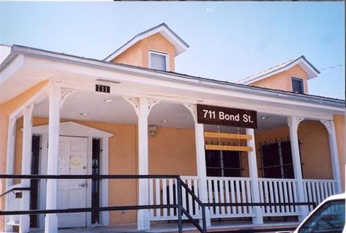 El Centro Family Health Bond Street Clinic facility