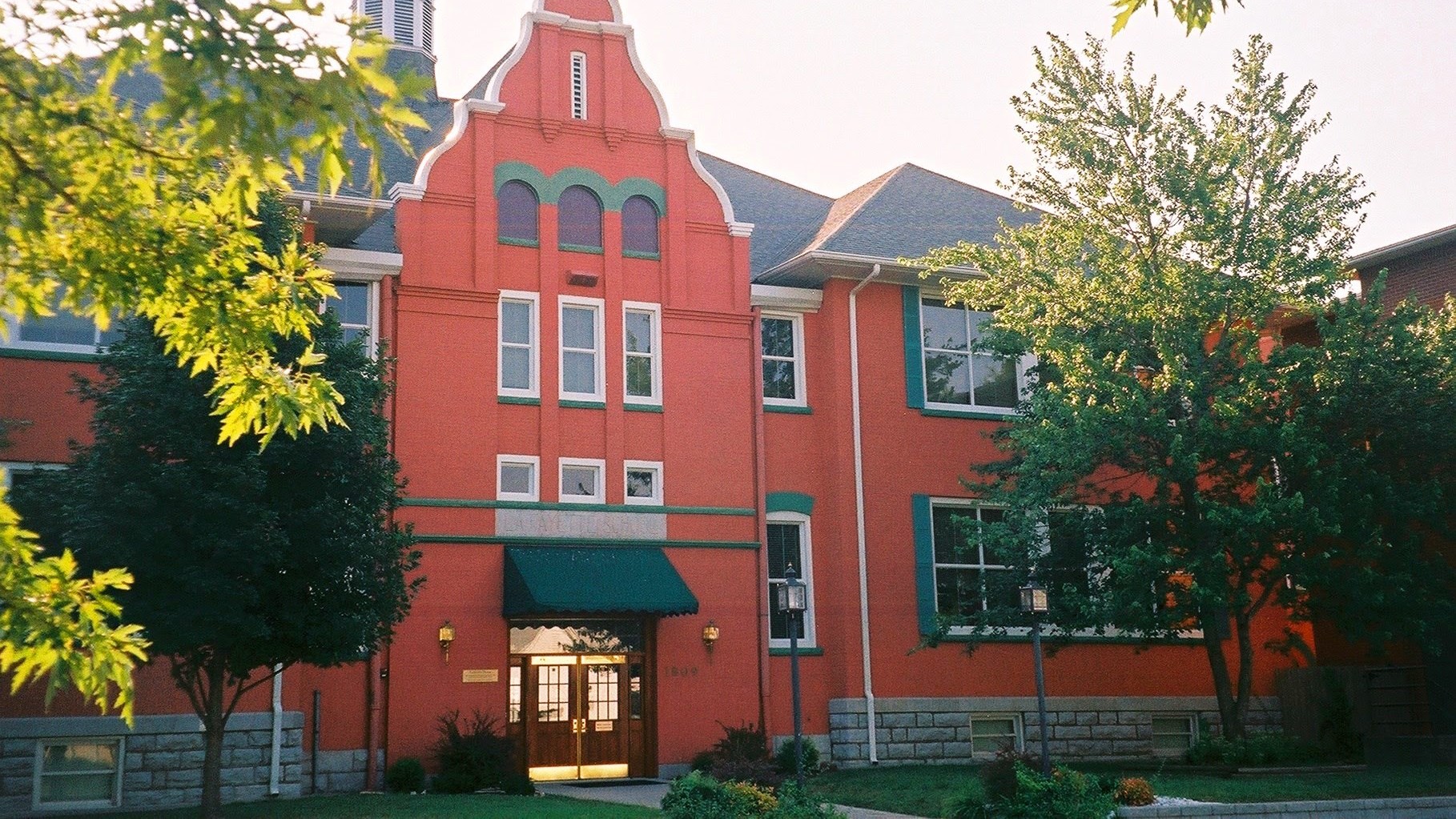 Lafayette House facility