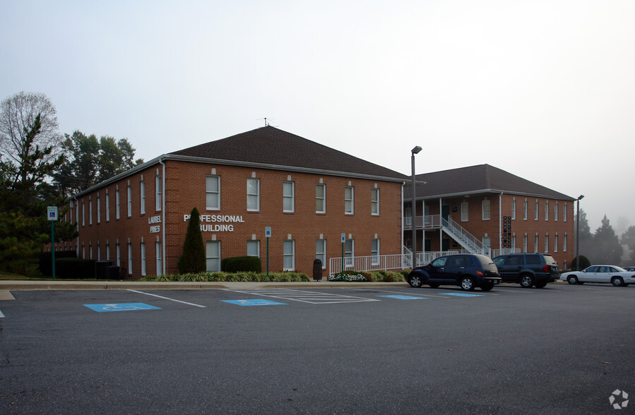 Caring Hands Medical Clinic Laurel facility