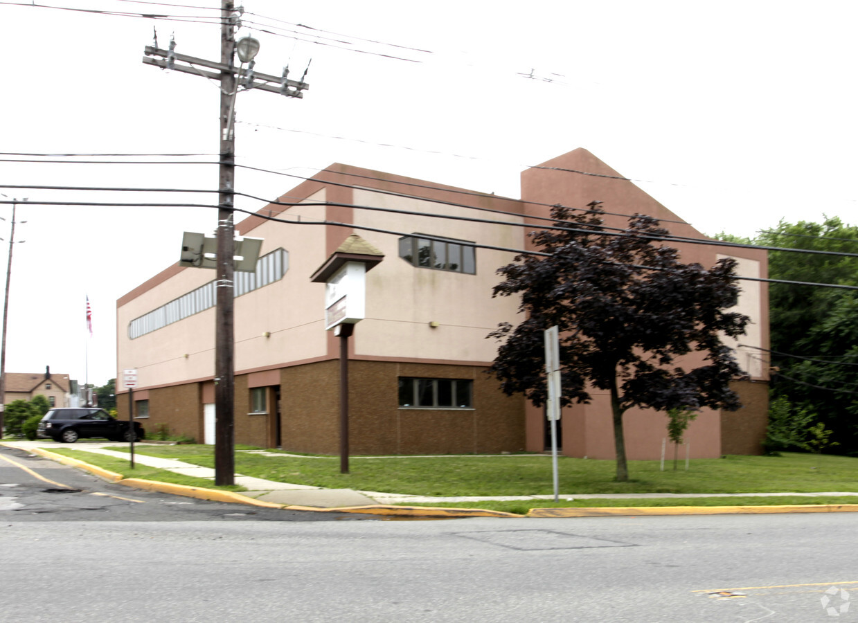 Step Striving to Empower People facility