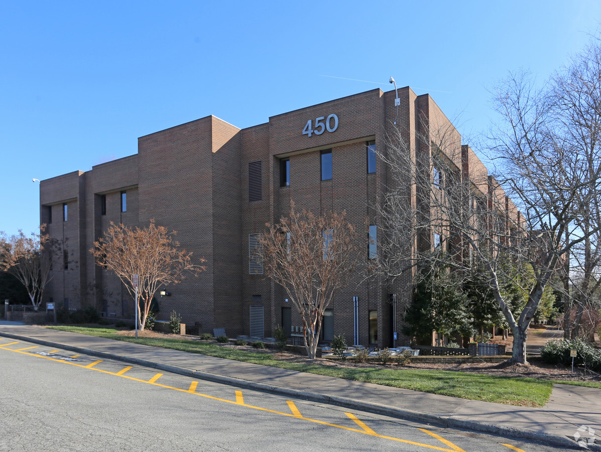 Four Directions Counseling and Recovery Center facility