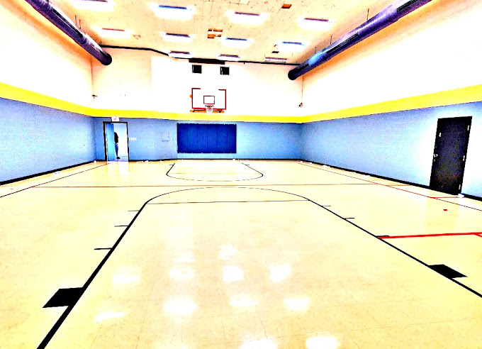 Hallmark Youthcare facility photo 2