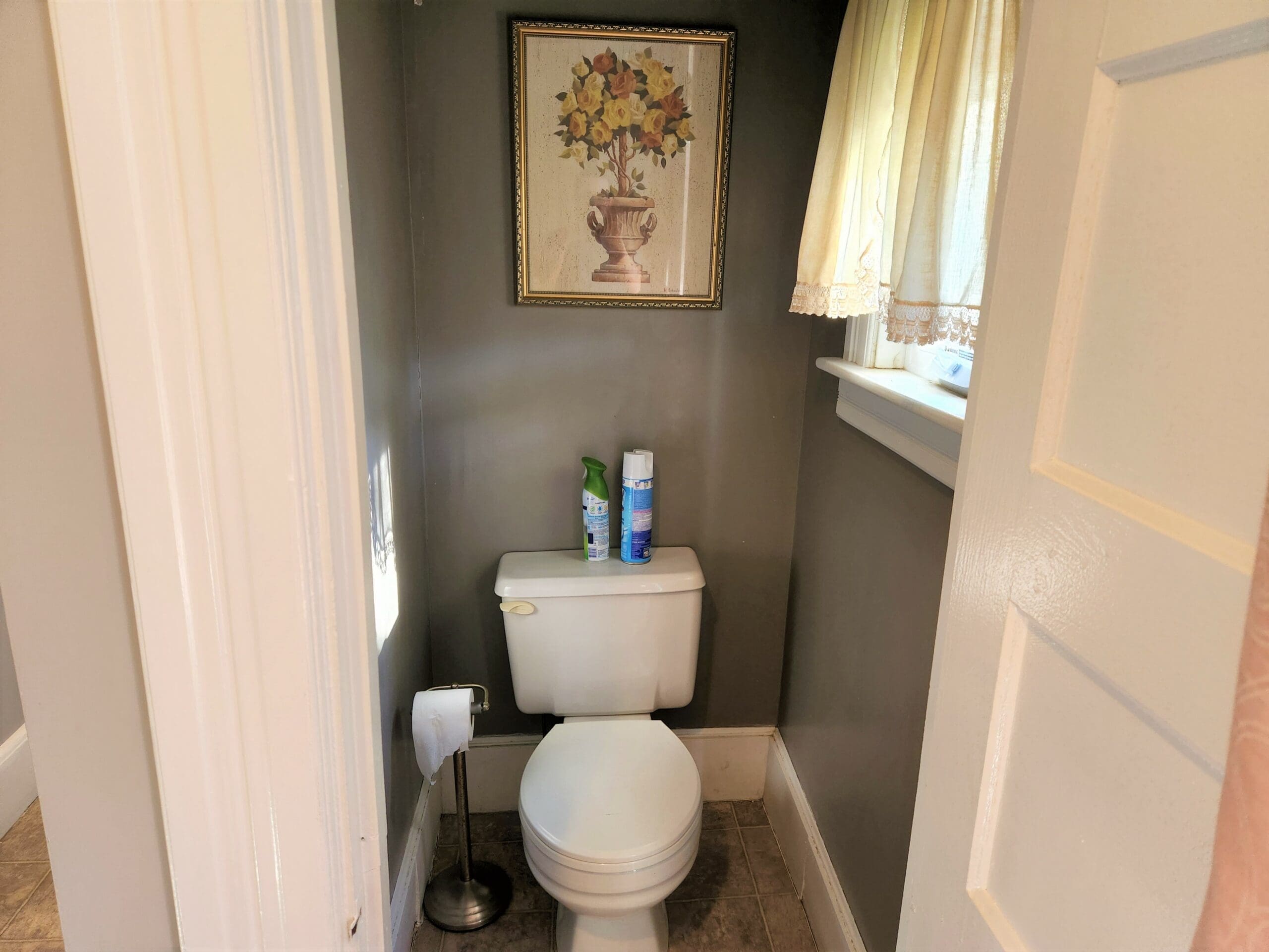 Rose Women's Sober House facility photo 3