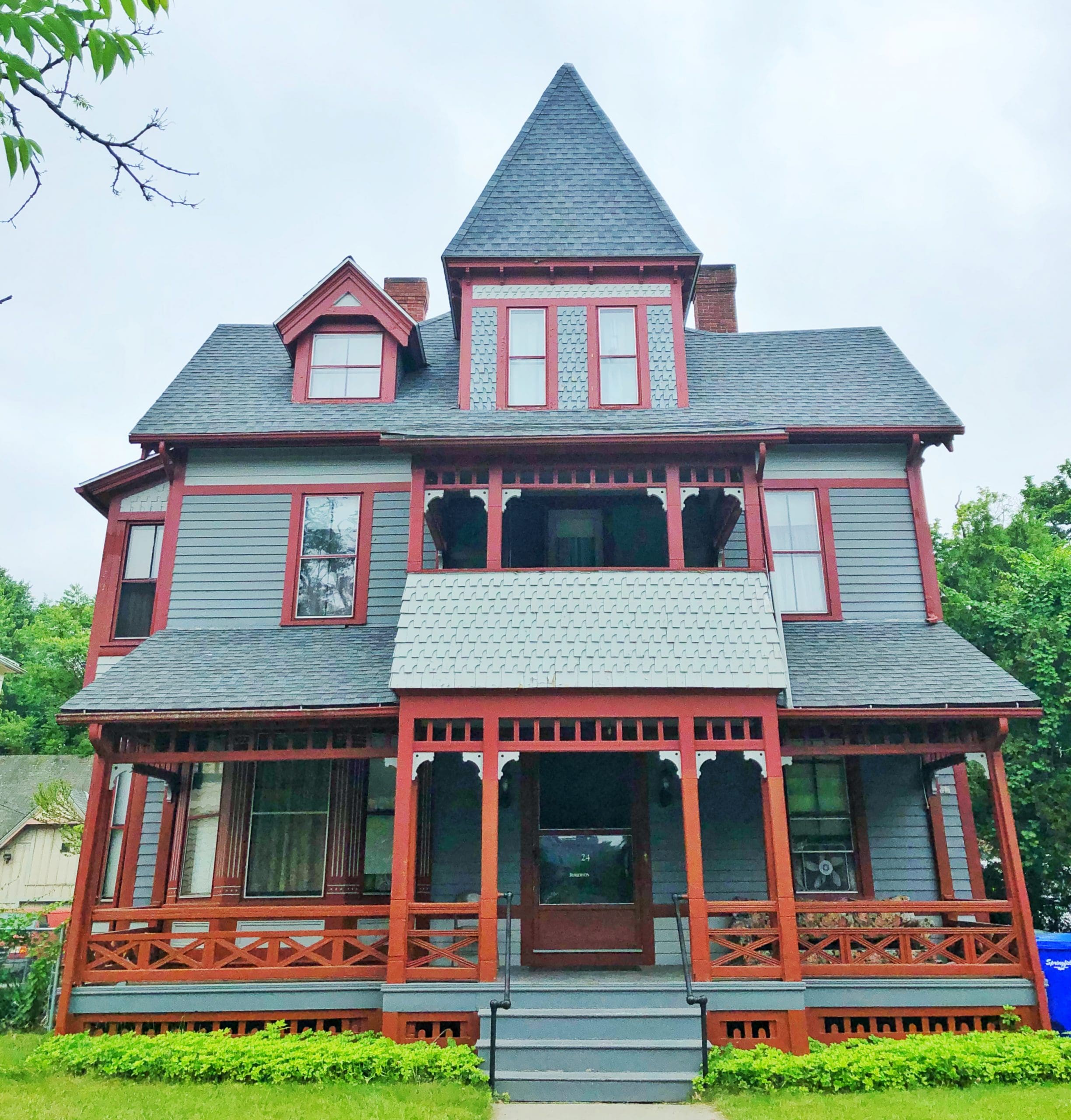 Matt's Place Men's Sober House facility
