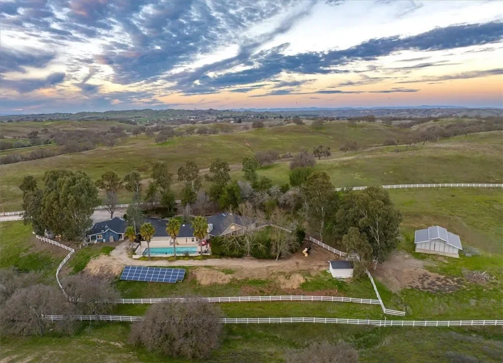 Robles Ranch facility photo 3