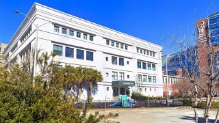 Charleston Center of Charleston County facility photo 2