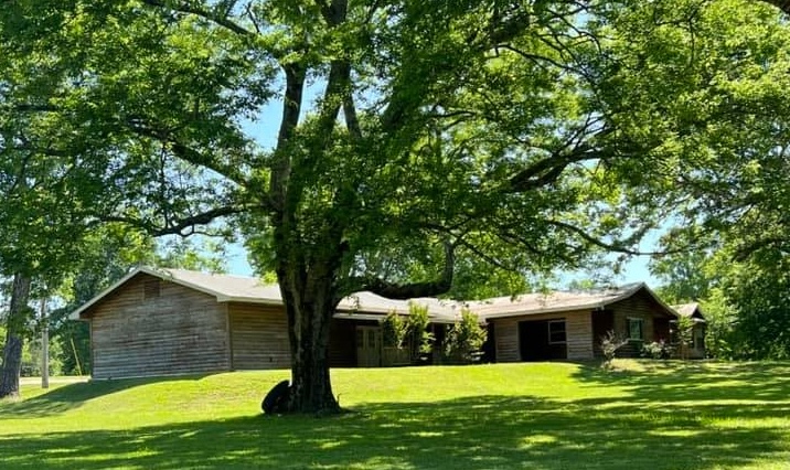 Hollow Creek Treatment Center facility