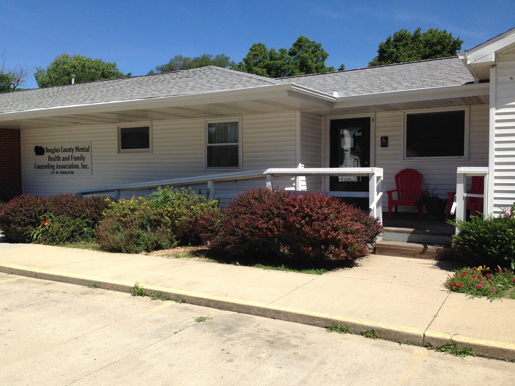 RISE Behavioral Health and Wellness Douglas County facility photo 3