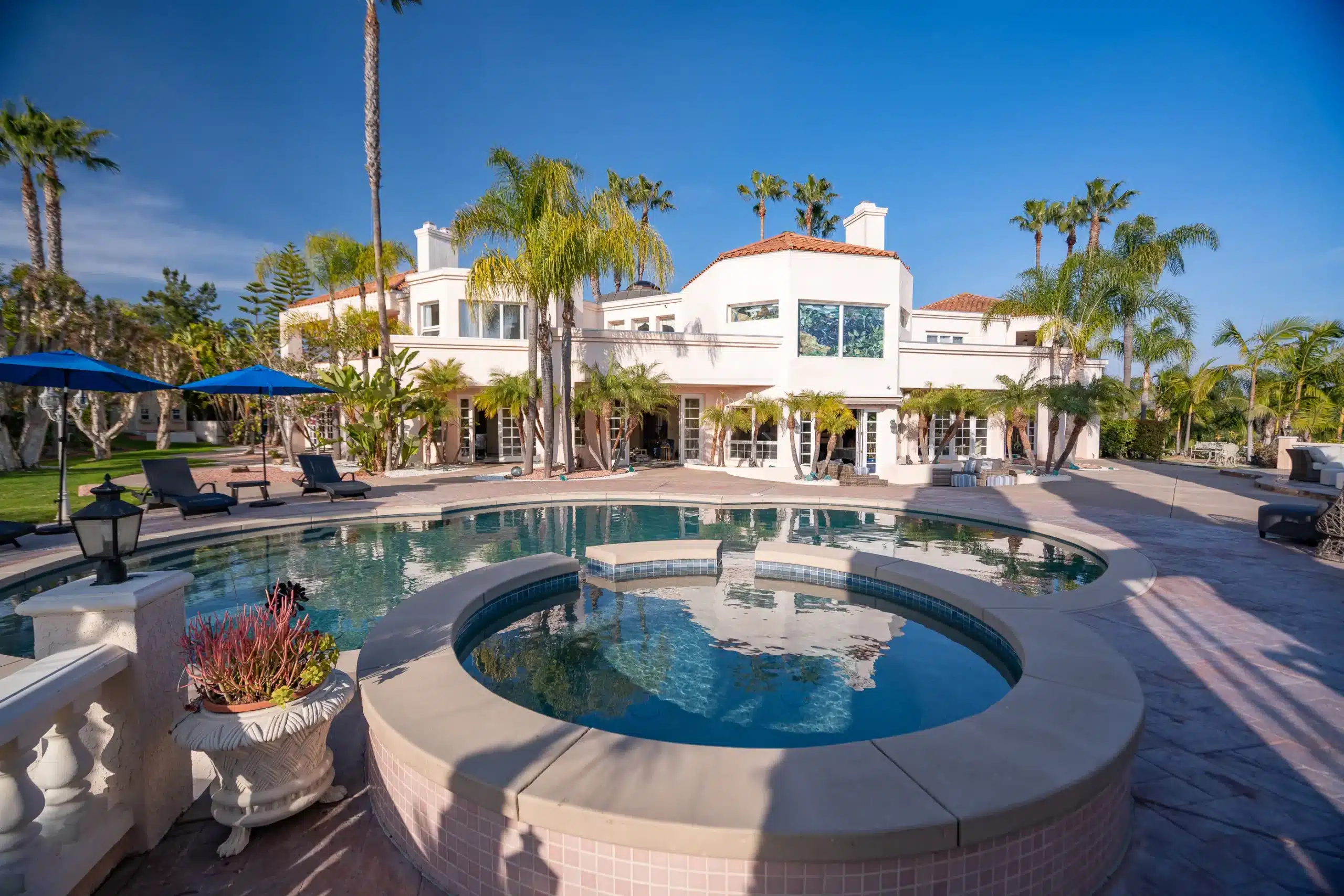 Villa Oasis San Diego facility