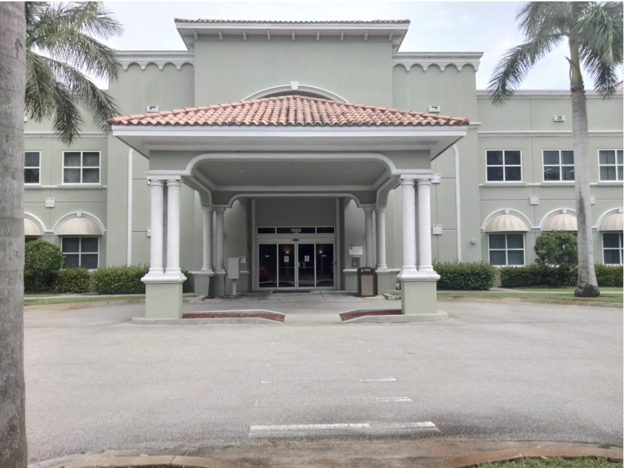 Pinnacle Wellness Group Port Saint Lucie facility photo 2