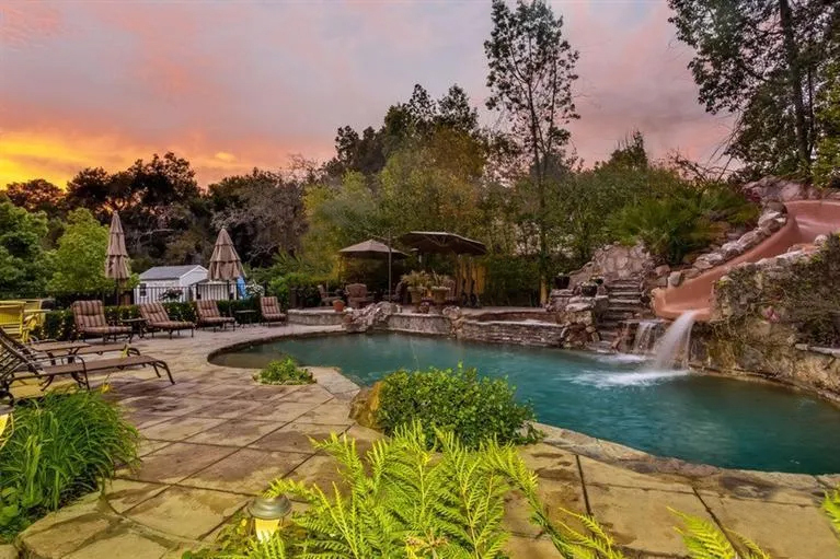 Evolve Teen Treatment Center - Agoura Hills facility photo 3
