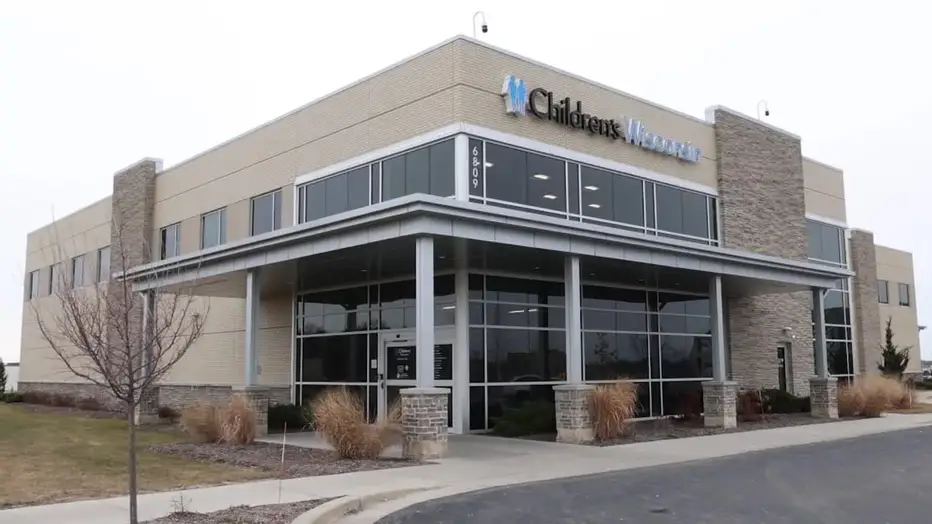 Children's Hospital Kenosha Clinic facility