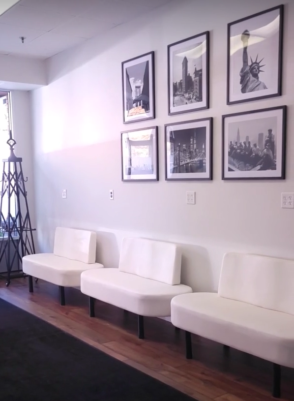 Under Angels Wings Recovery Center Outpatient Clinic facility photo 3
