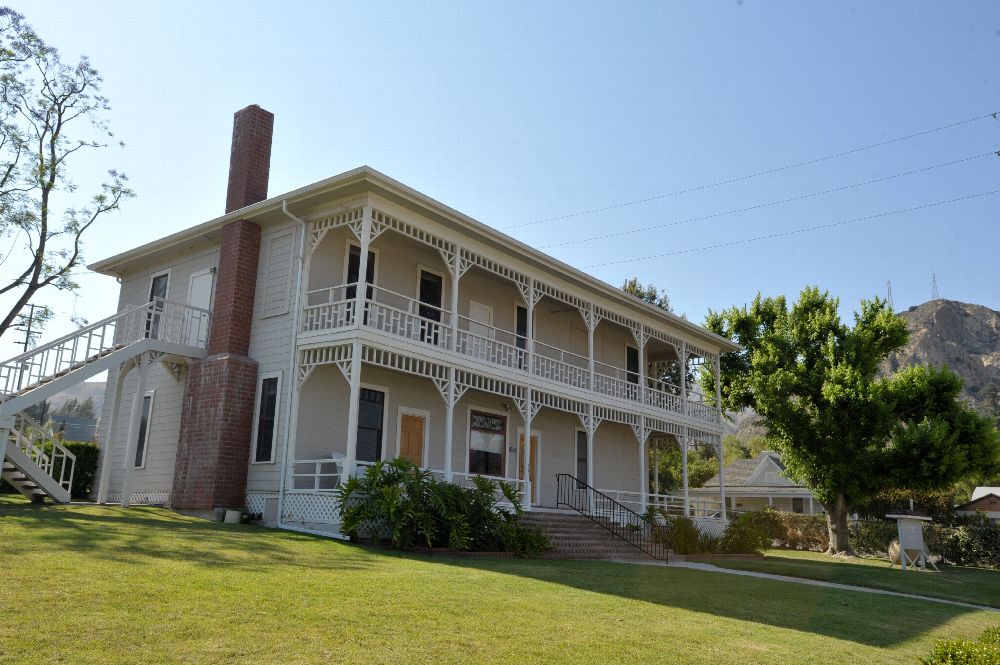 Action Drug Rehabs - Piru Drug and Alcohol Treatment Center facility photo 3