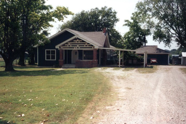 Clay Crossing facility photo 5