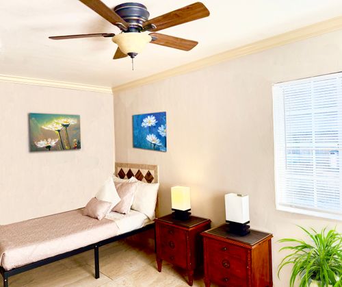 Riviera Living facility photo 5