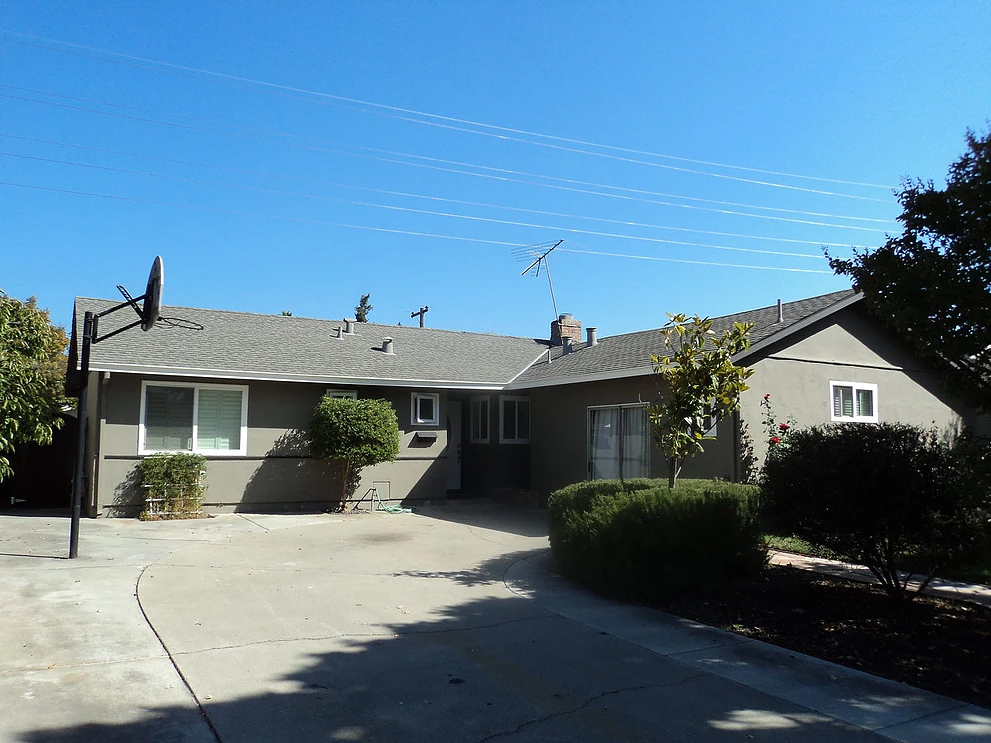 Second Chance – The La Jolla SLE House facility