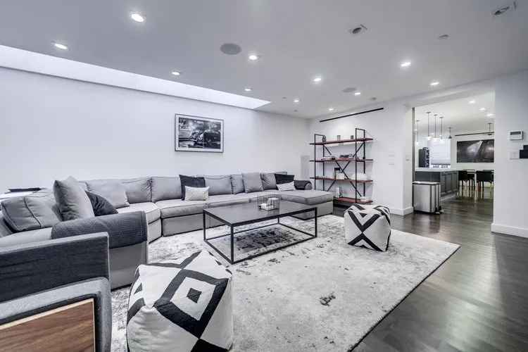 Avenues NYC facility photo 2