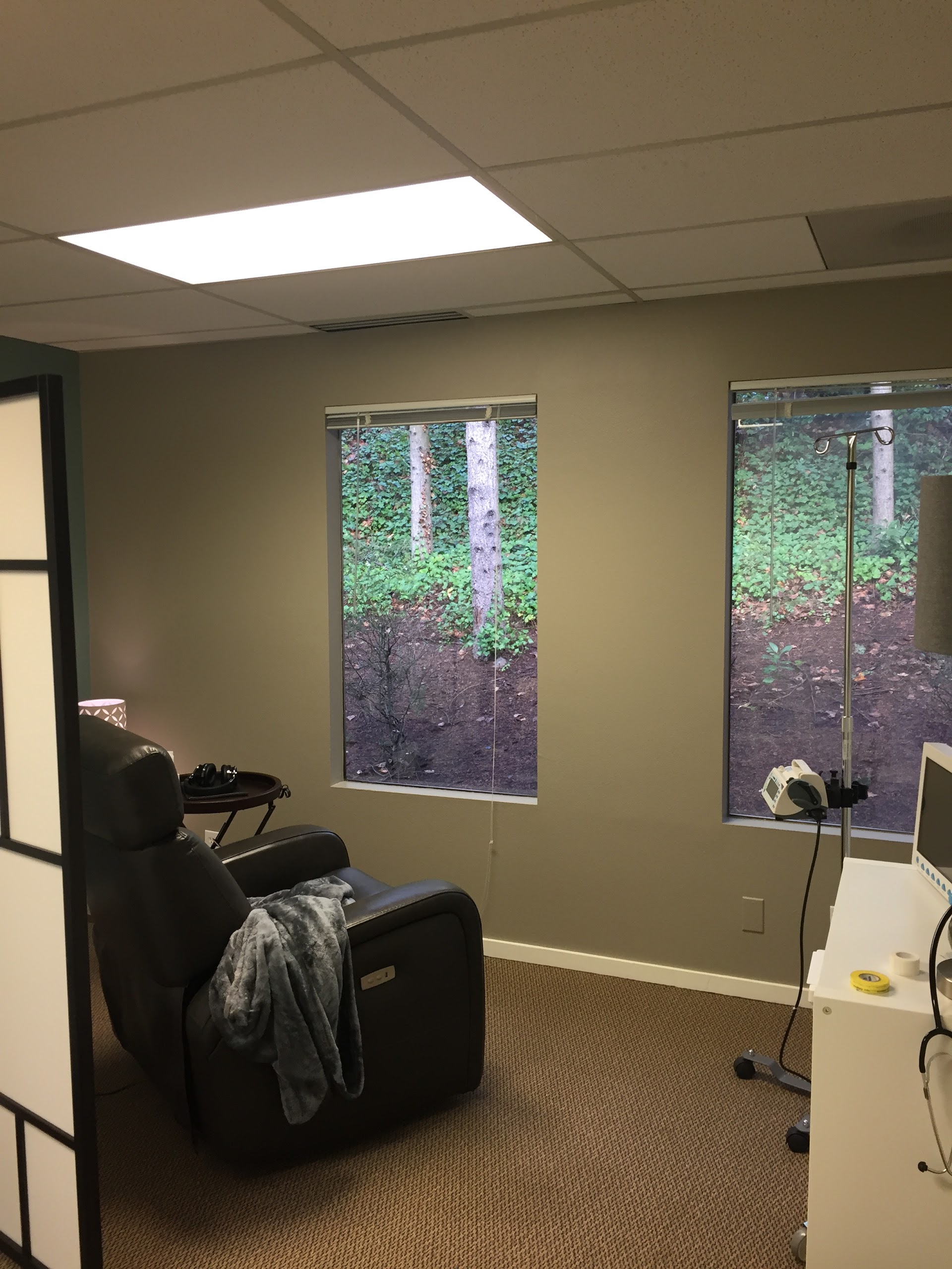 Northwest Ketamine Clinics Bellevue facility photo 3