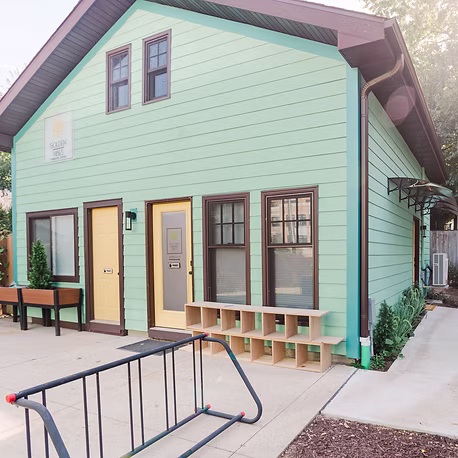Golden Vibes Counseling Center facility photo 2