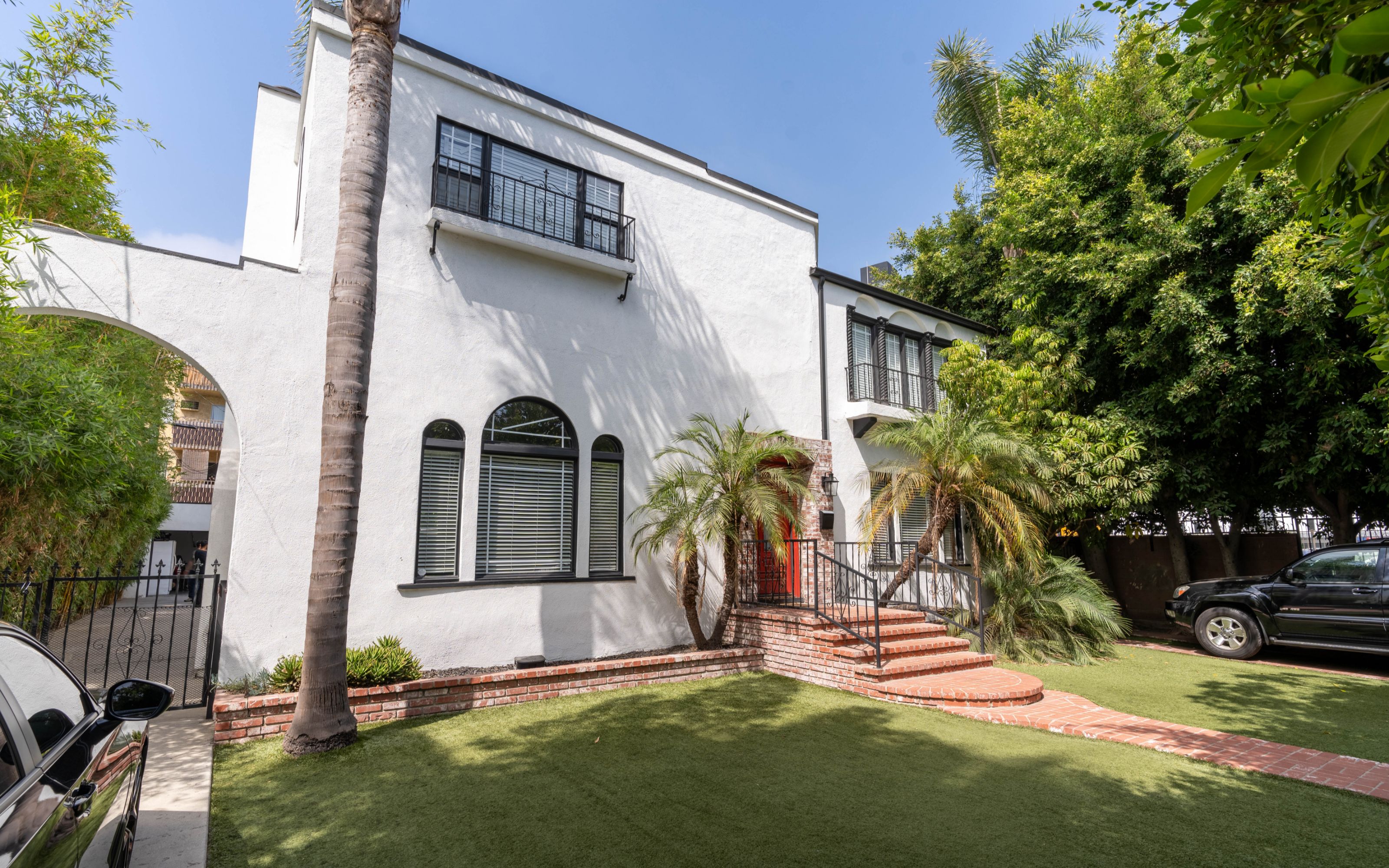 New Life House - Sober Living for Men in Los Angeles facility