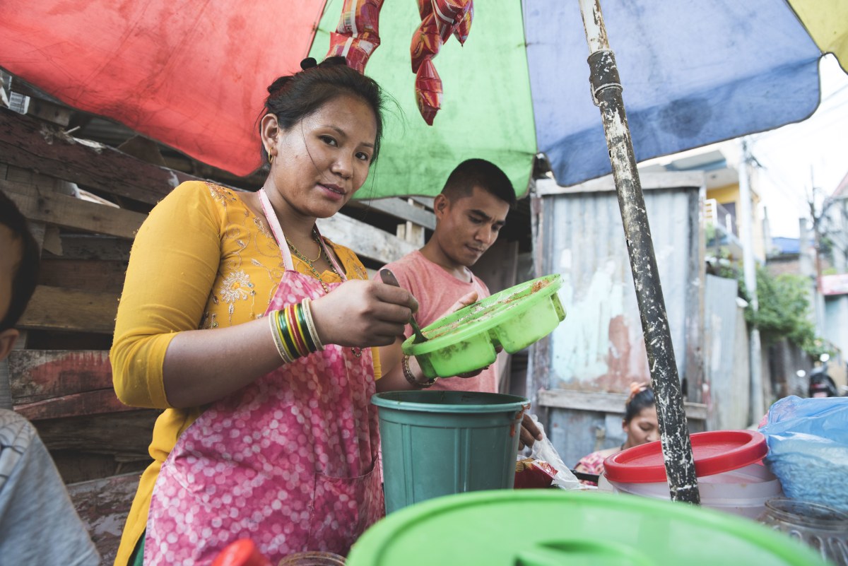 Pani puri Street vendor