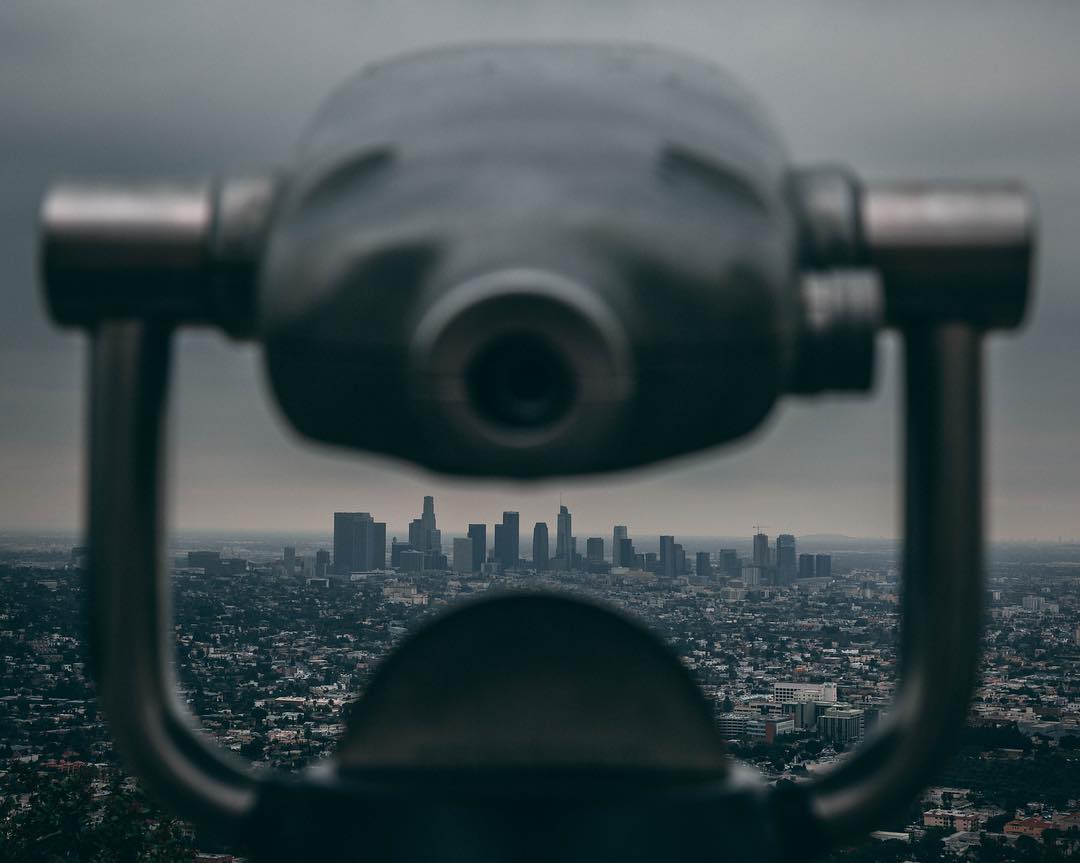 Binoculars are provided for a zoomed in version of the Skyline.