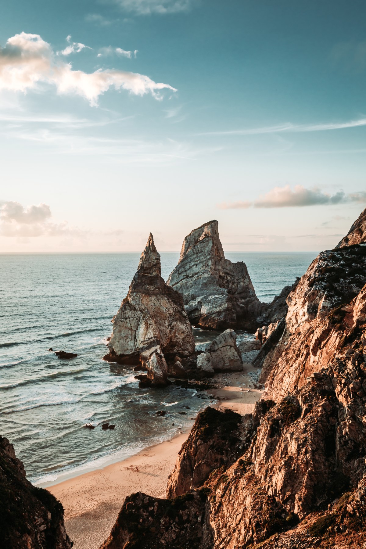 The rock formations here are simply unreal.